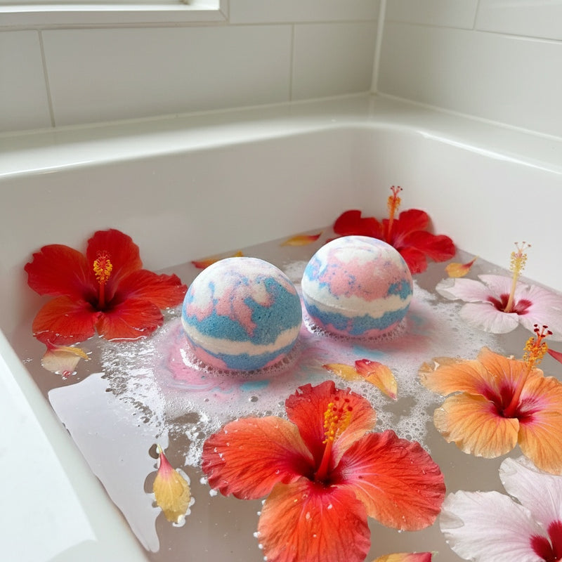 6 oz Hibiscus Flowers Bath Bomb